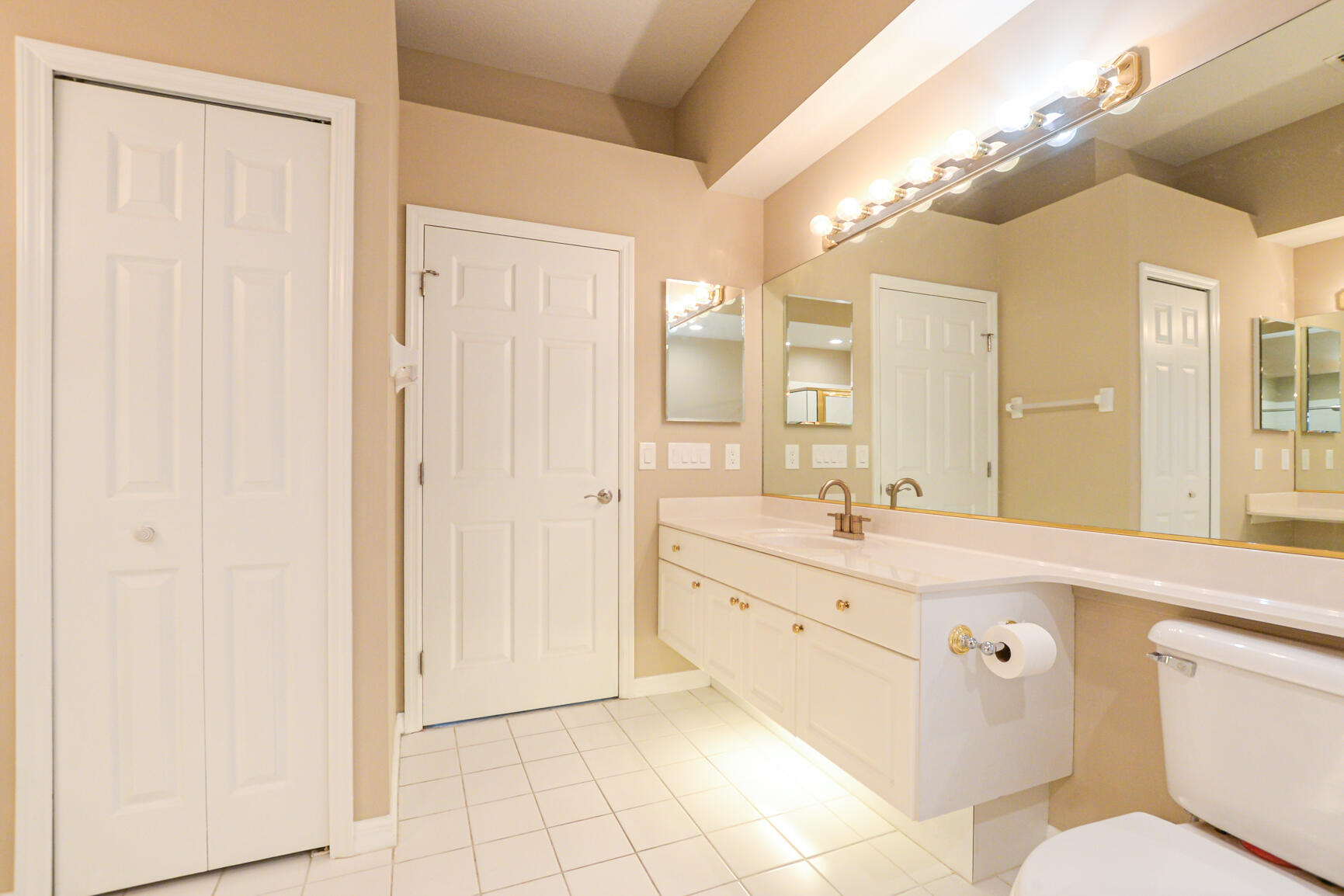 627 NW San Candido Way