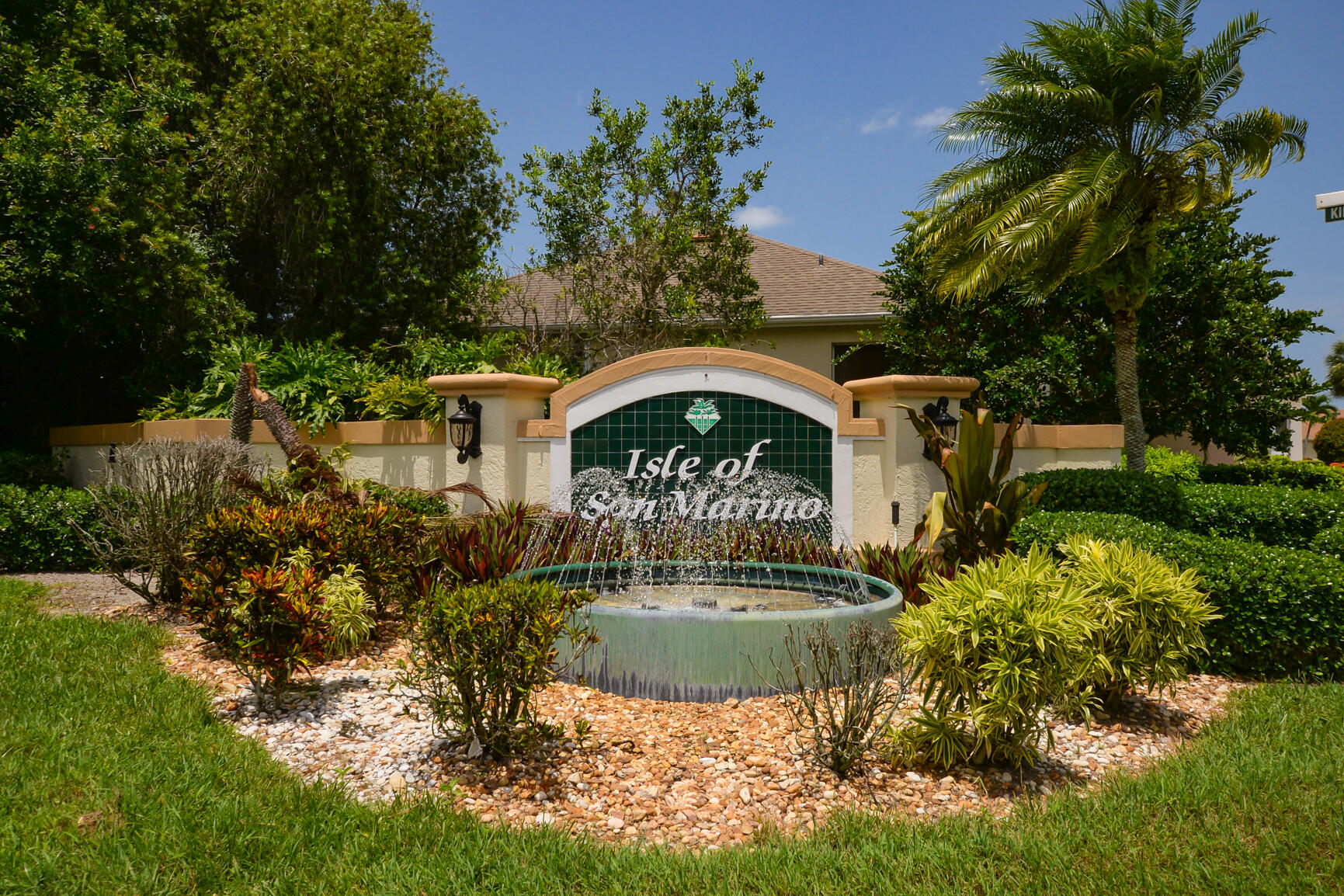 410 NW Tuscany Court