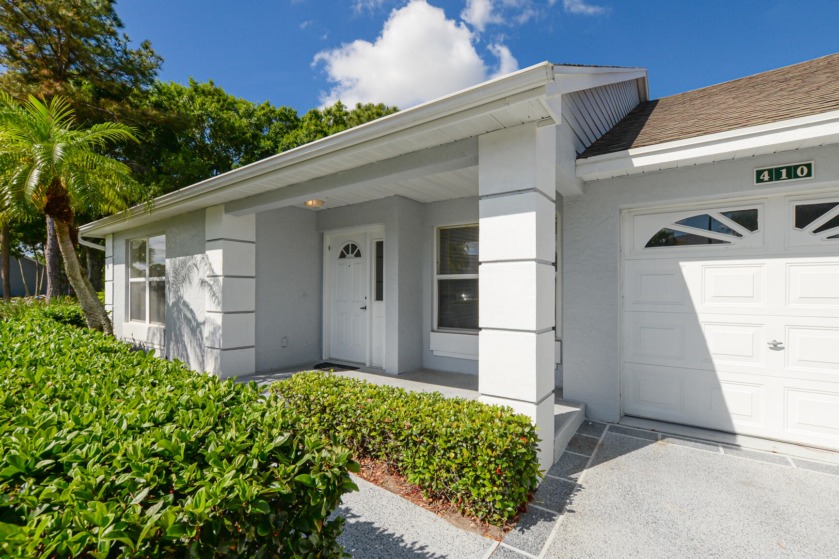 410 NW Tuscany Court