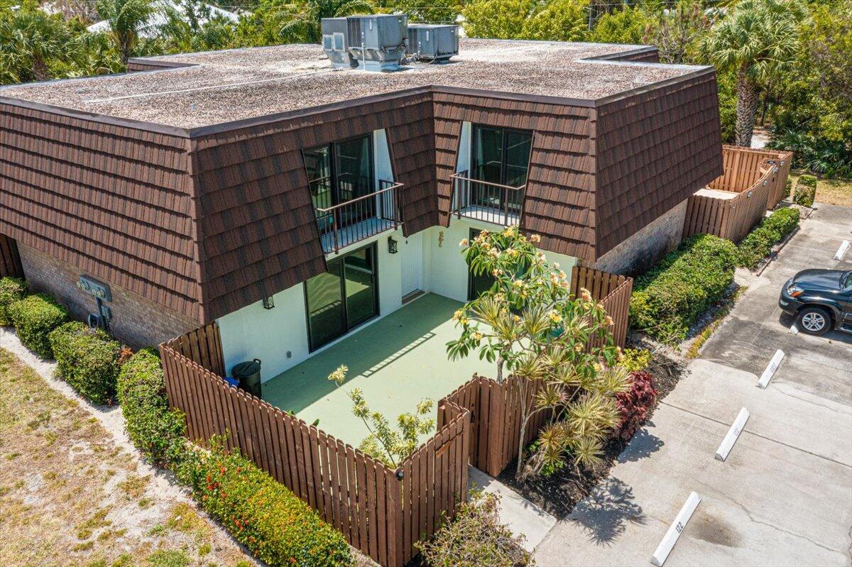 5656 SE Riverboat Drive