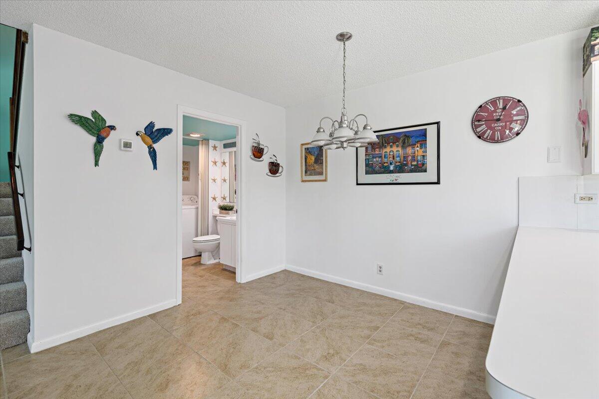 5656 SE Riverboat Drive
