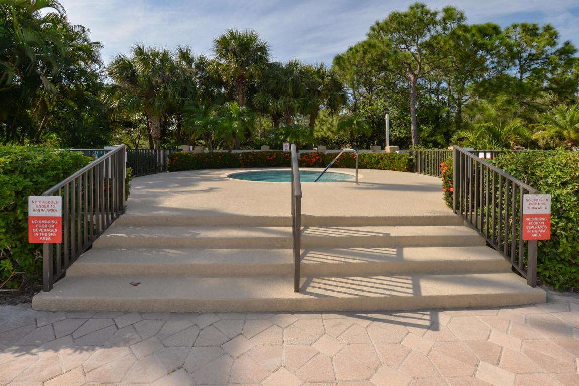 8372 Mulligan Circle