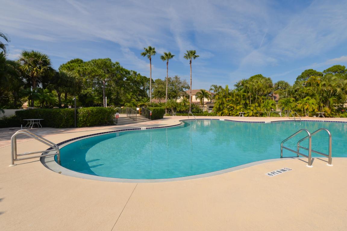 8372 Mulligan Circle