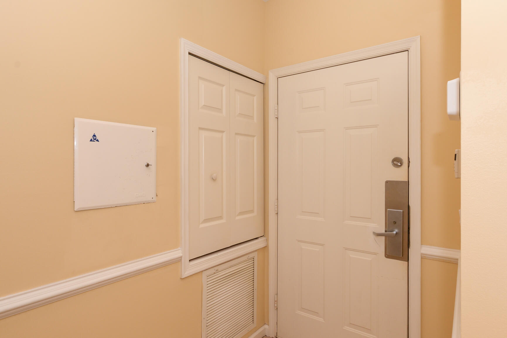 8372 Mulligan Circle