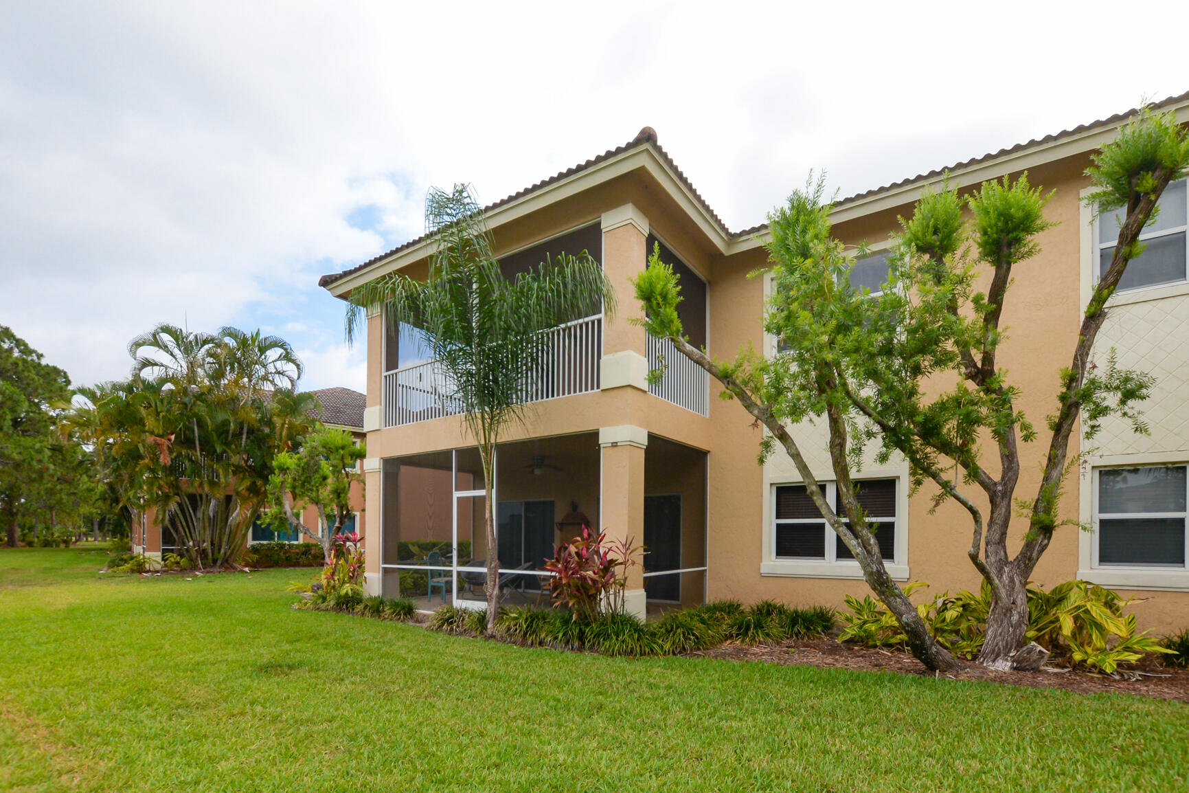 8372 Mulligan Circle