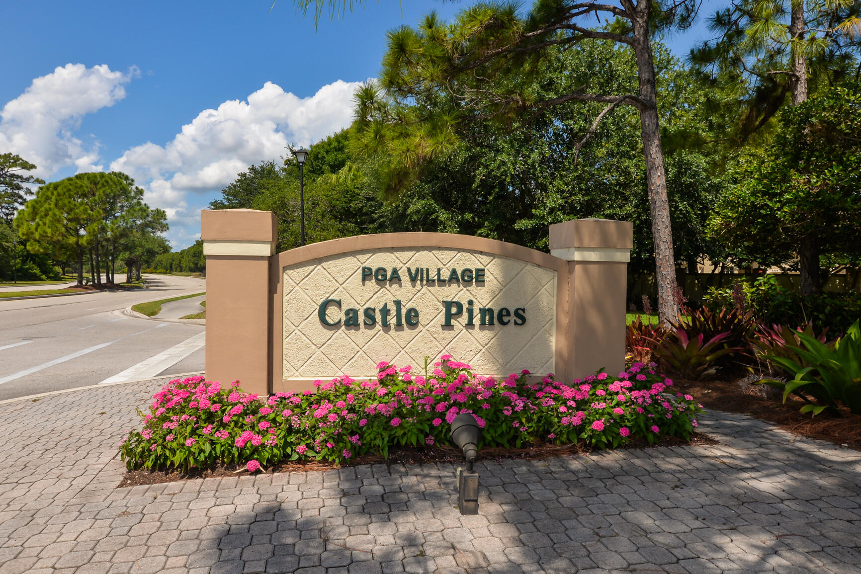 8372 Mulligan Circle