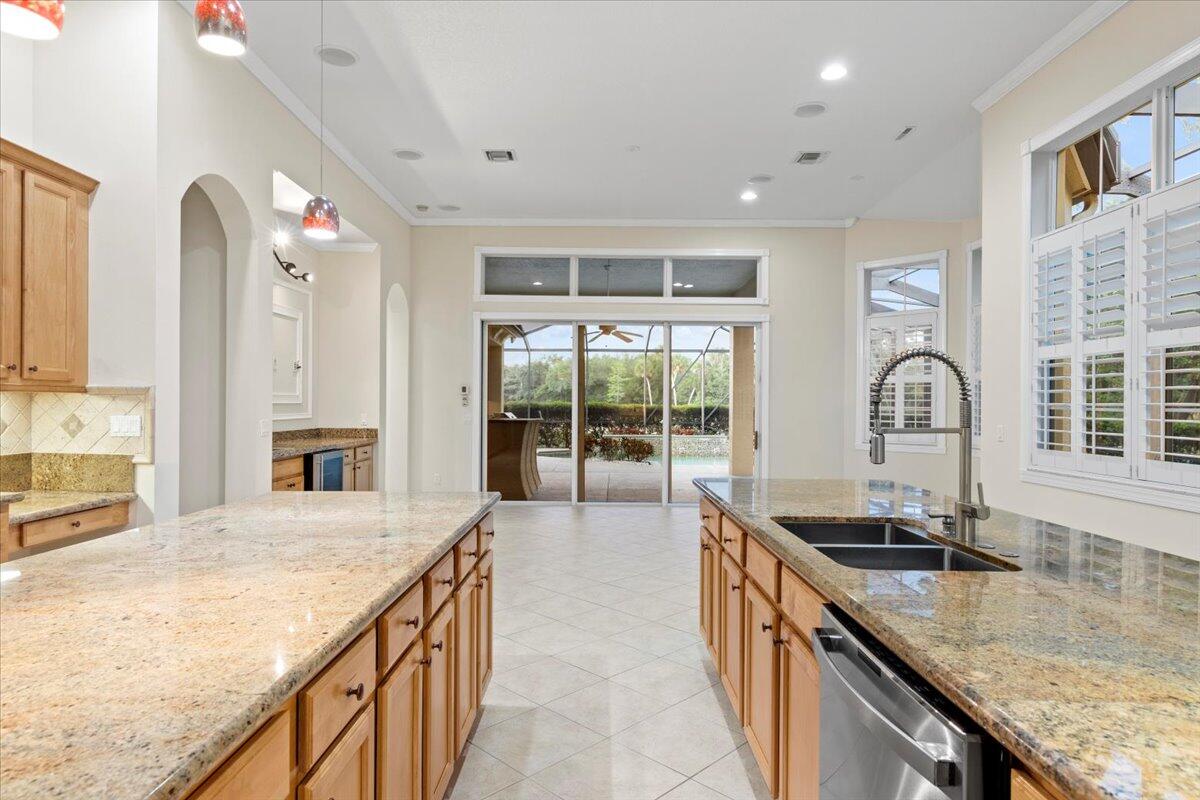 10115 SW Nuova Way