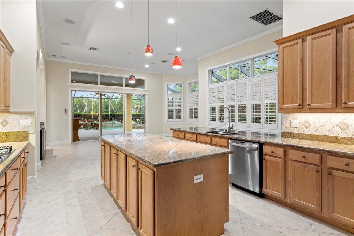 10115 SW Nuova Way
