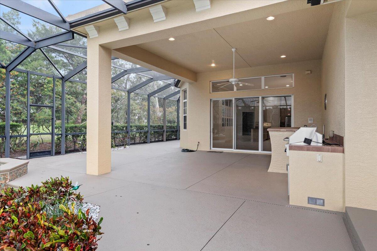10115 SW Nuova Way