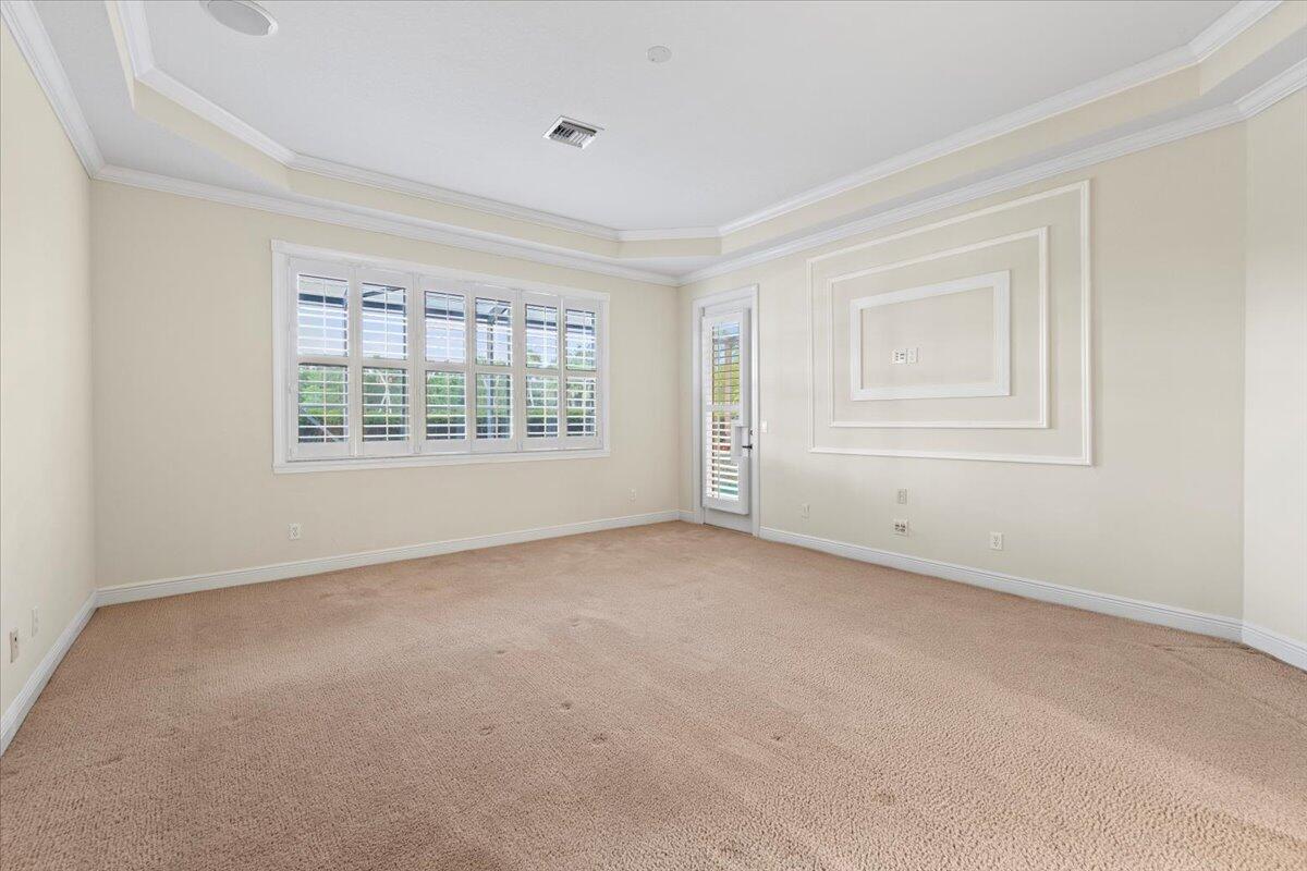 10115 SW Nuova Way