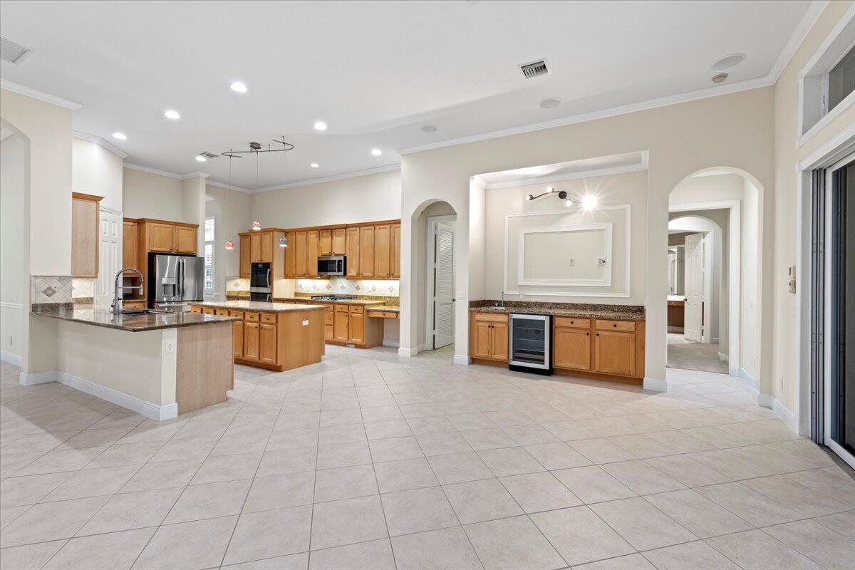 10115 SW Nuova Way