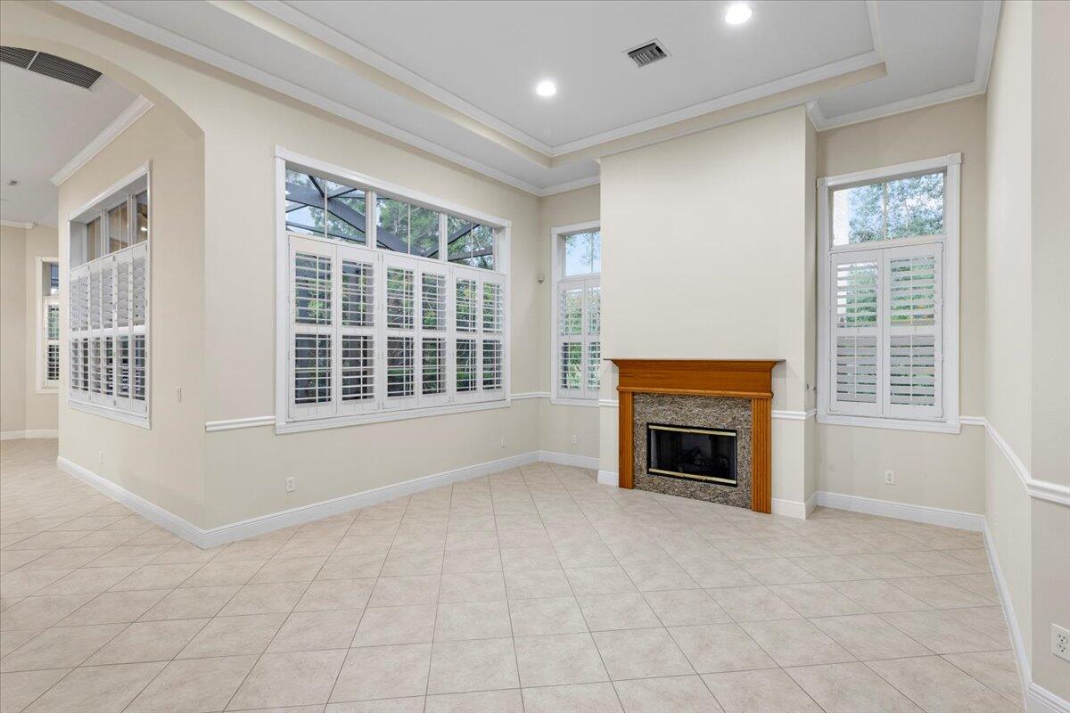 10115 SW Nuova Way