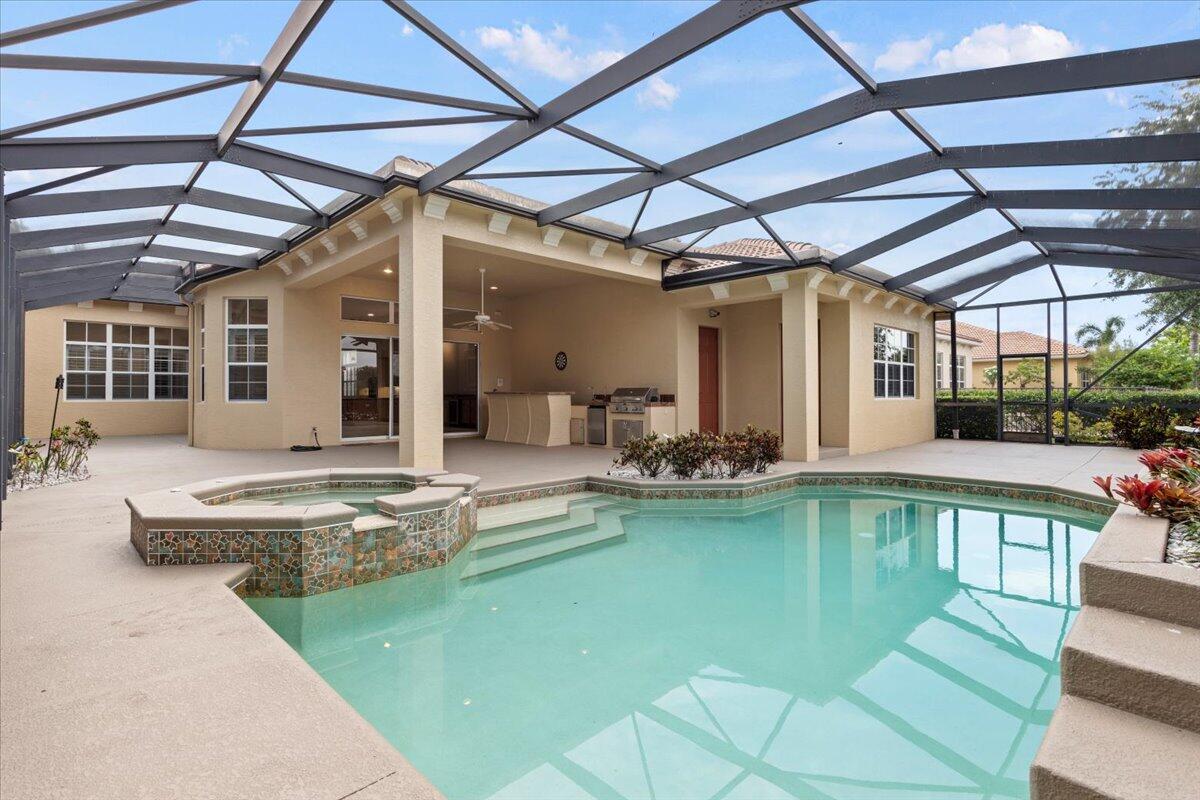 10115 SW Nuova Way