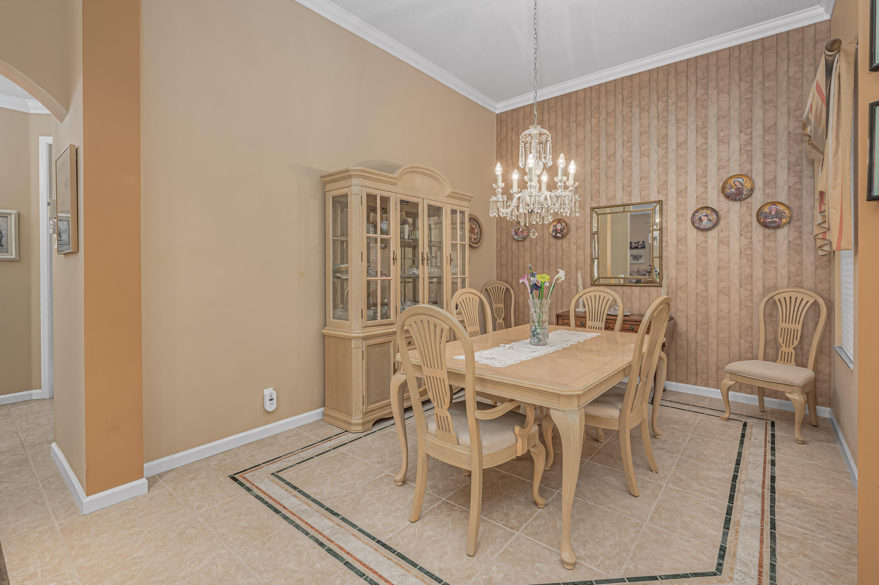 520 NW Blue Lake Drive