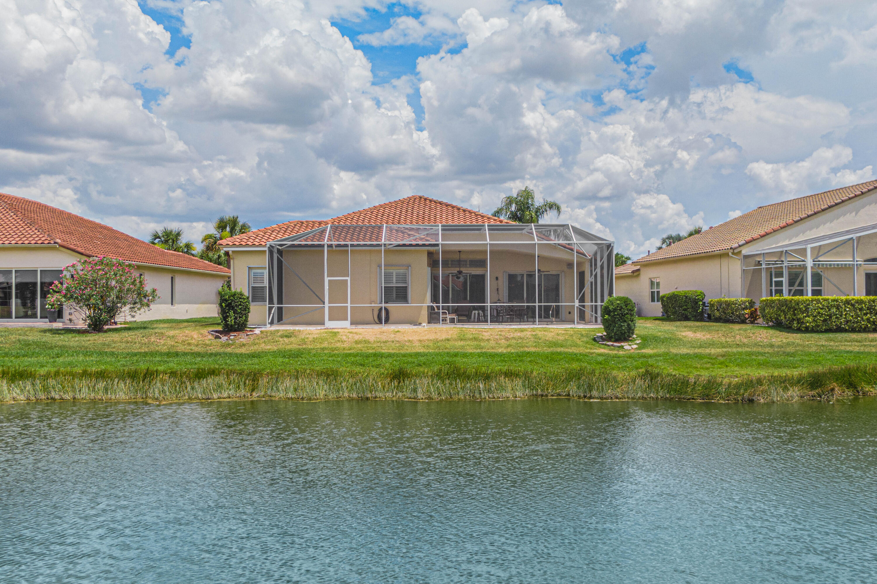 520 NW Blue Lake Drive