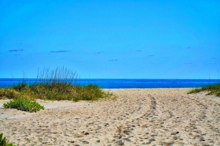 520 NW Blue Lake Drive