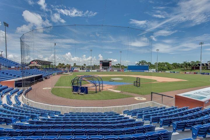 520 NW Blue Lake Drive