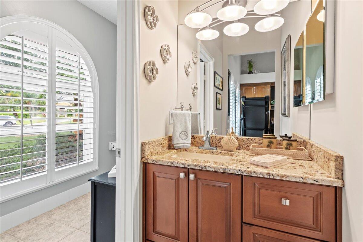 11124 Lands End Chase