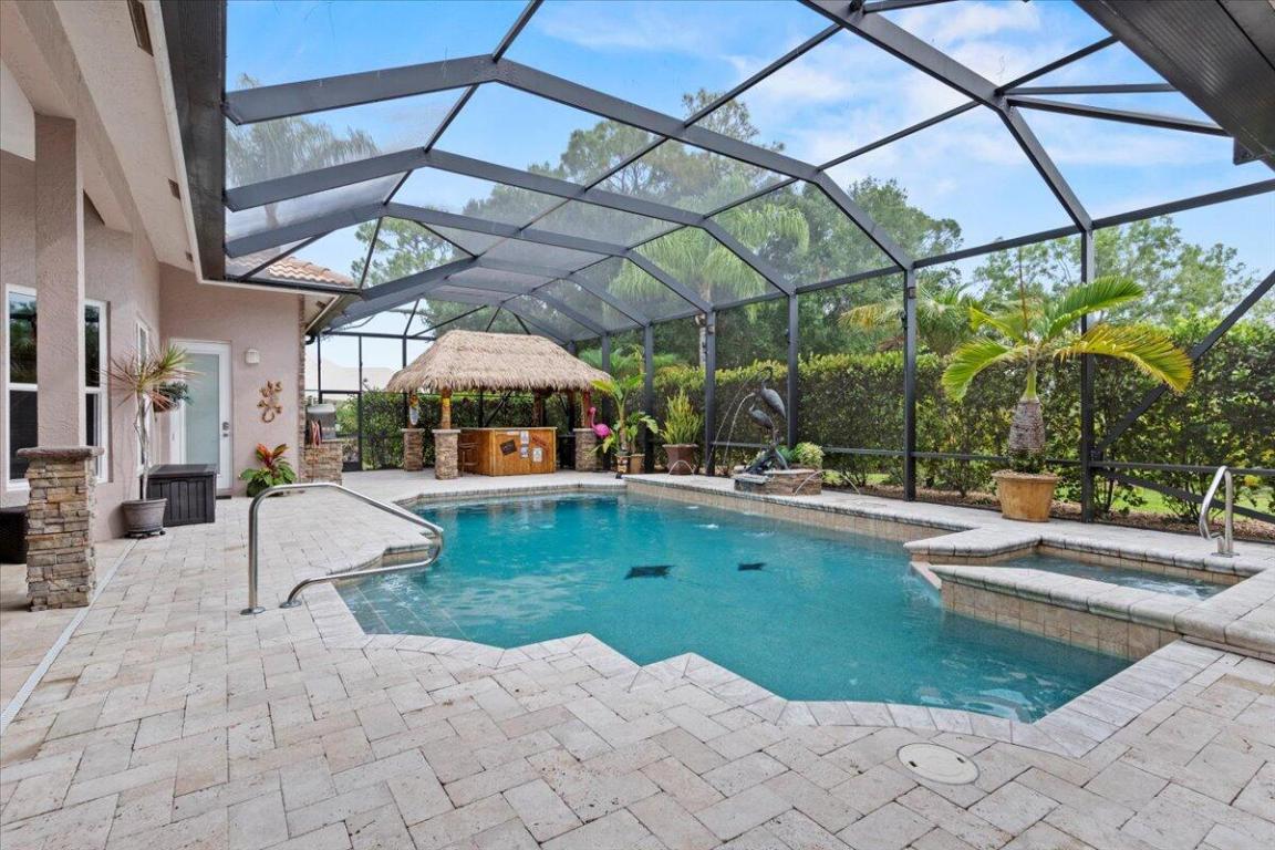 11124 Lands End Chase