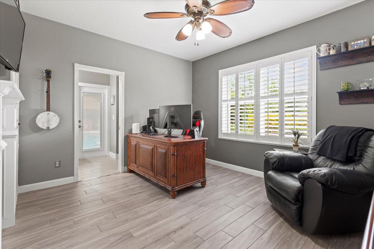 11124 Lands End Chase