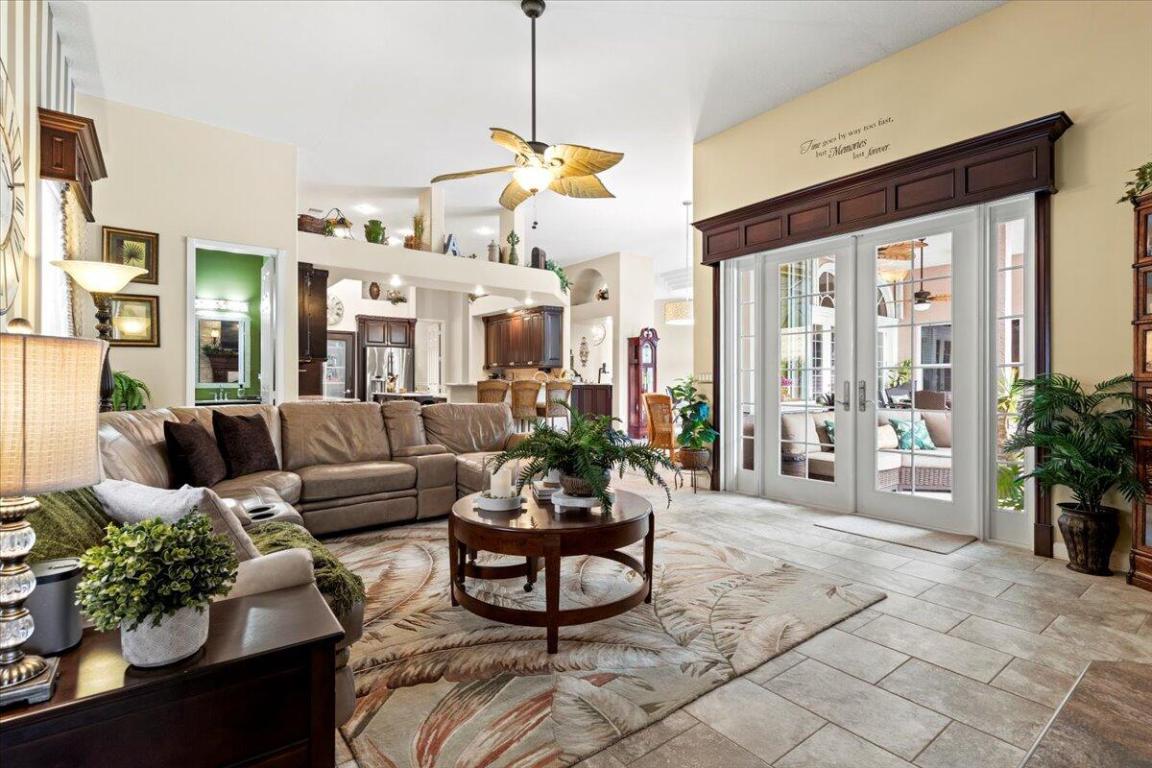 11124 Lands End Chase