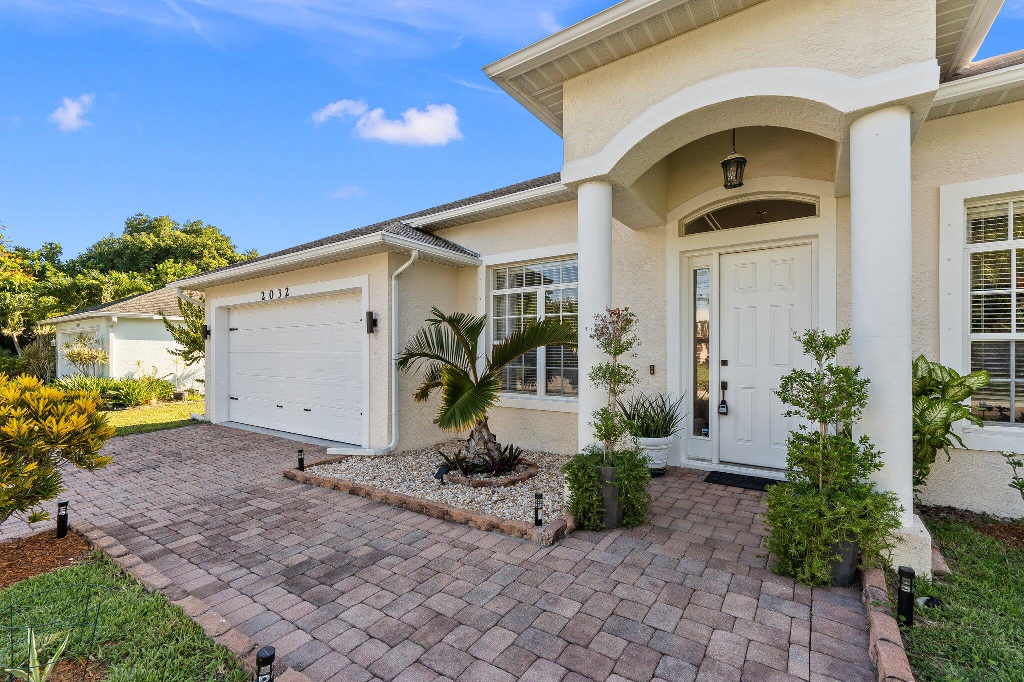 2032 SW Cranberry Street