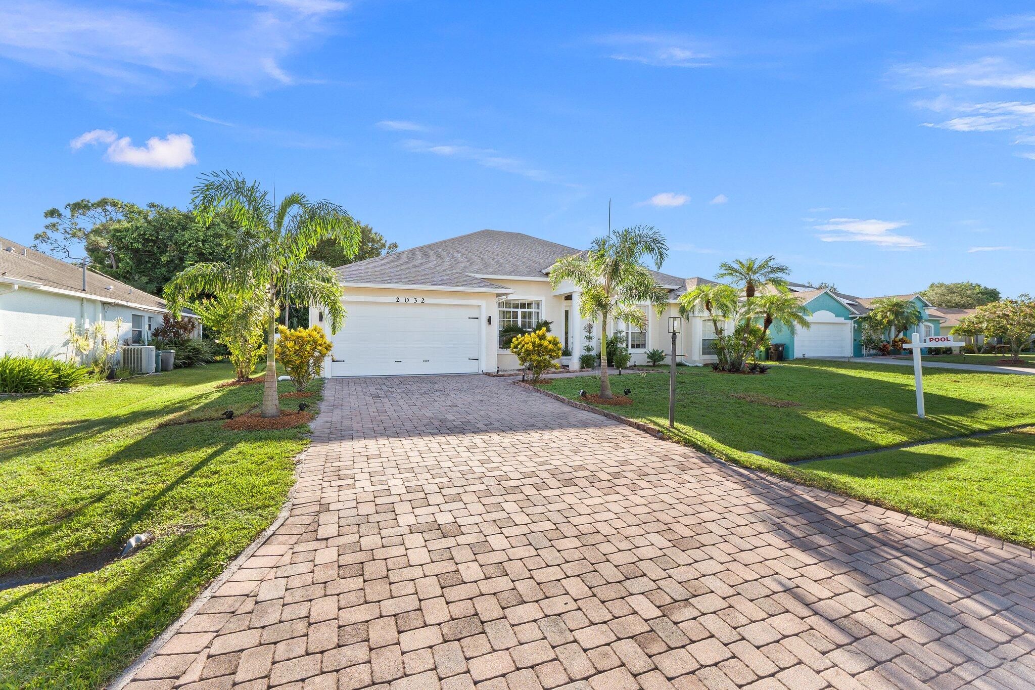 2032 SW Cranberry Street