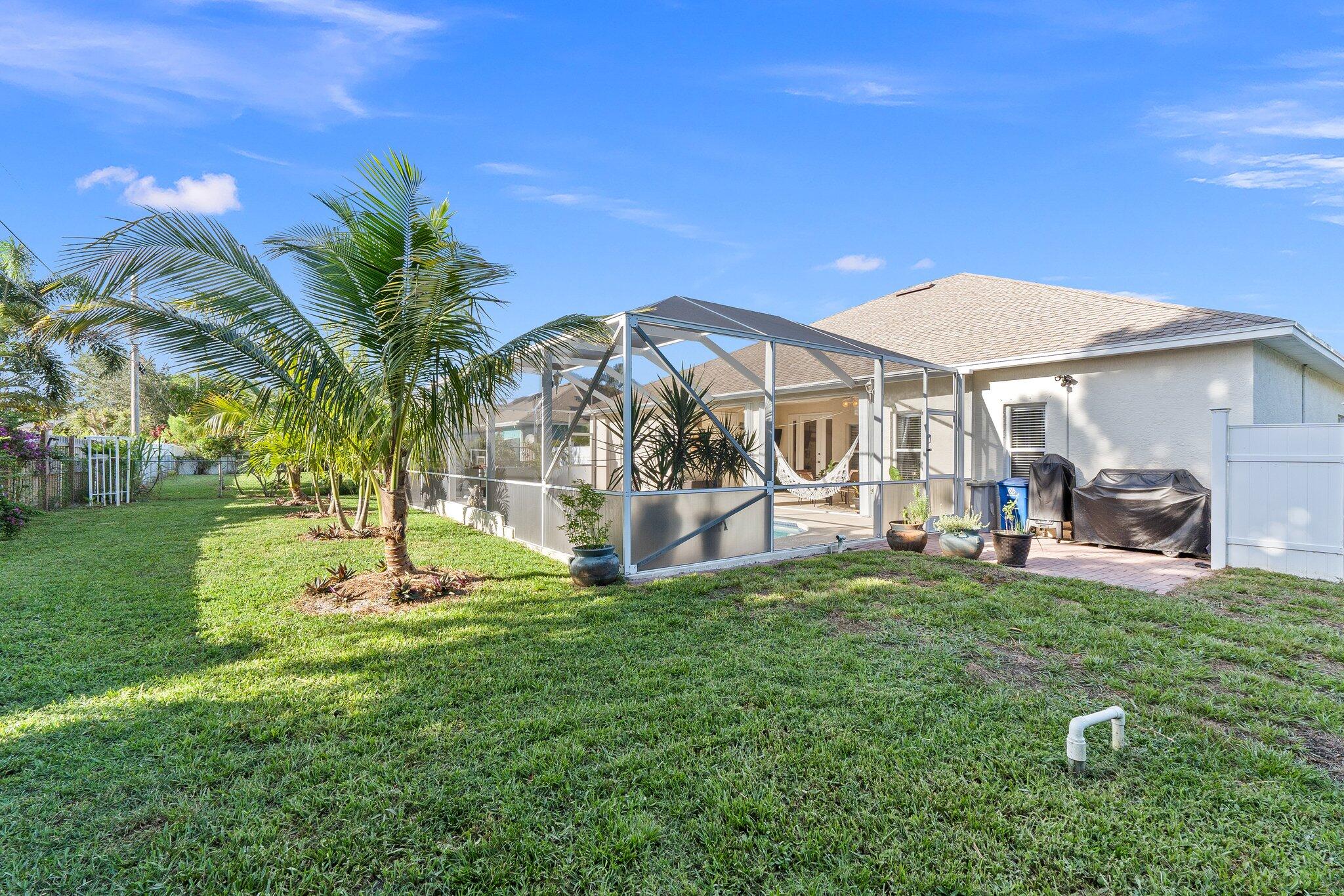 2032 SW Cranberry Street