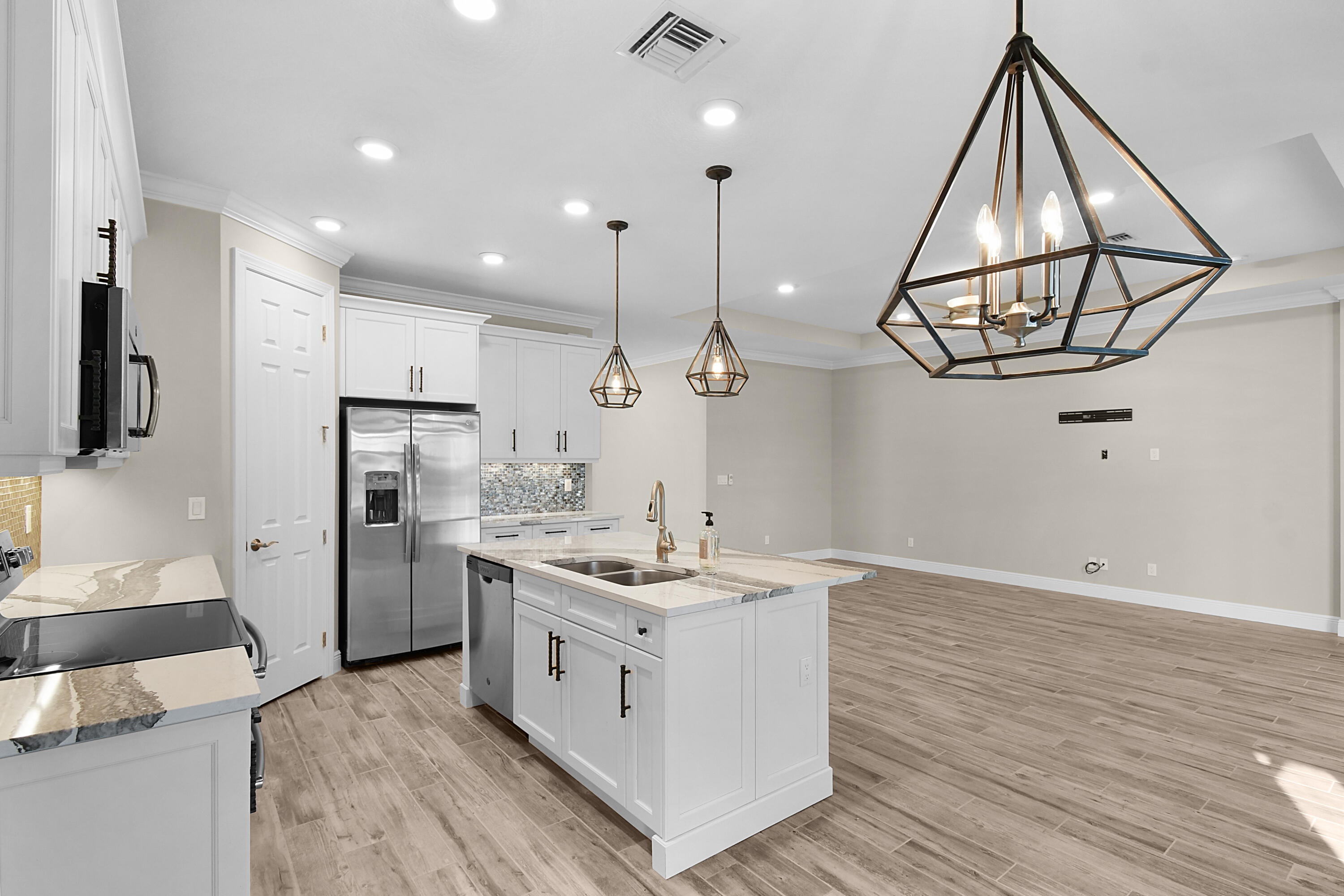 11388 SW Lunata Way