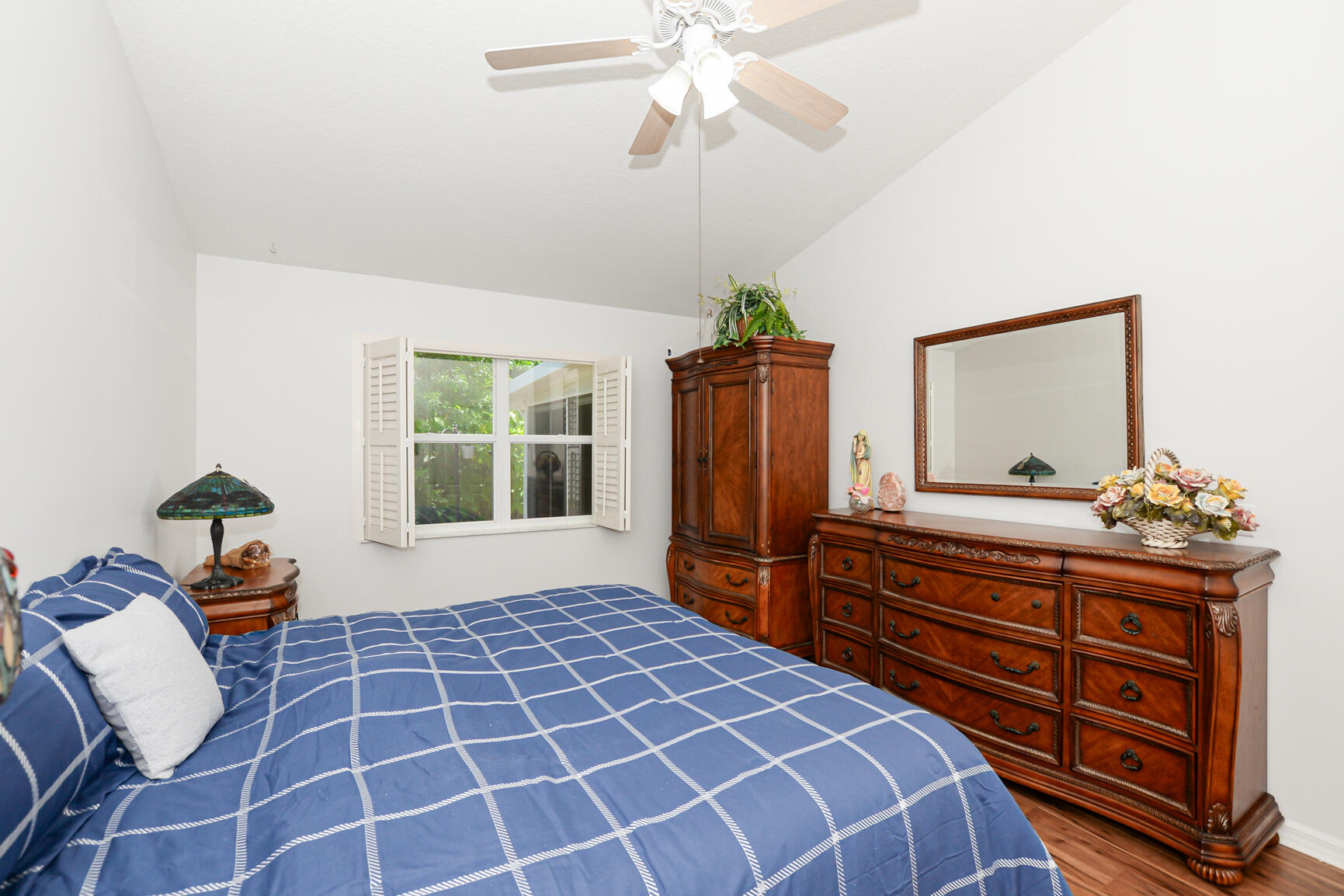 469 NW Casanova Circle