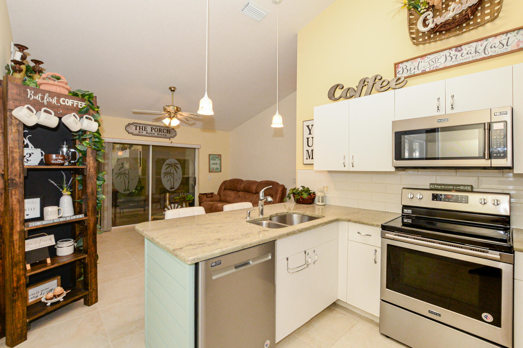 469 NW Casanova Circle