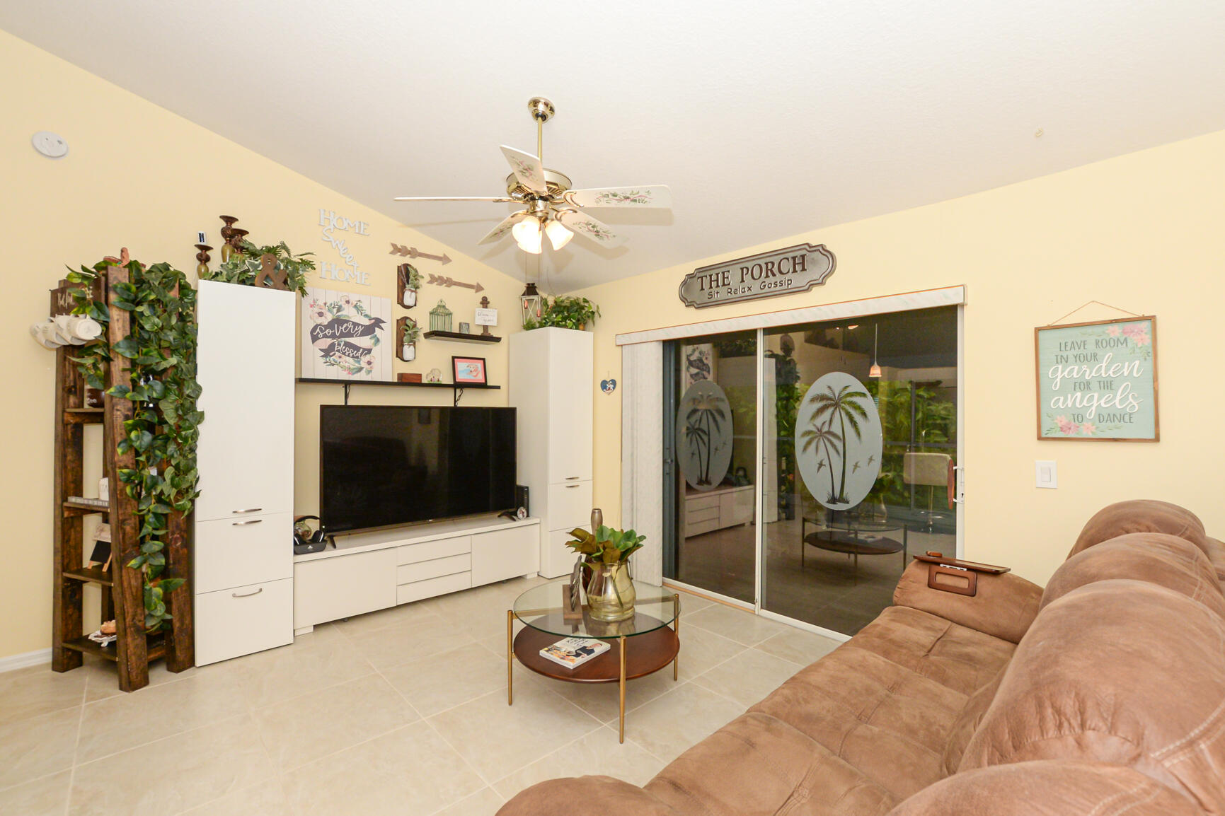 469 NW Casanova Circle