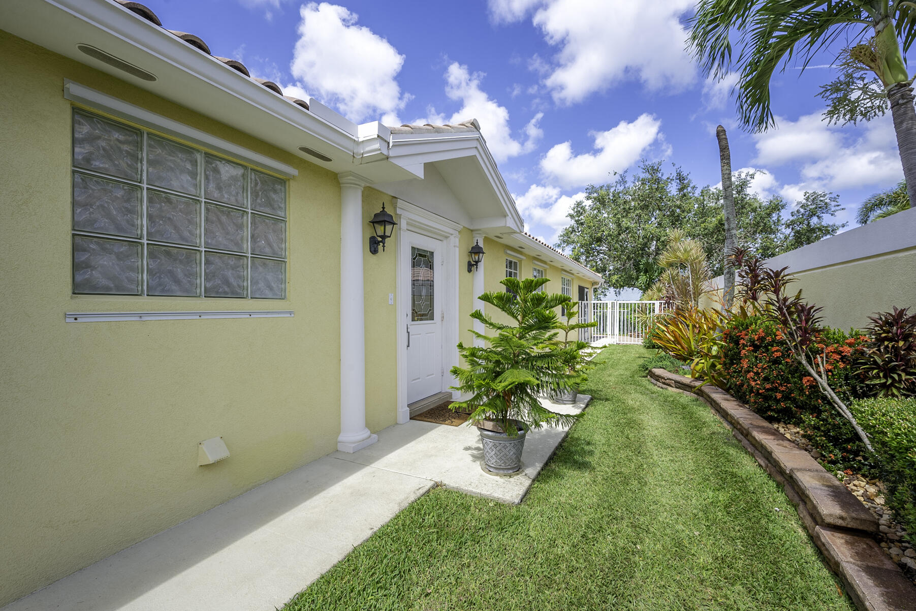 10834 SW Elsinore Drive