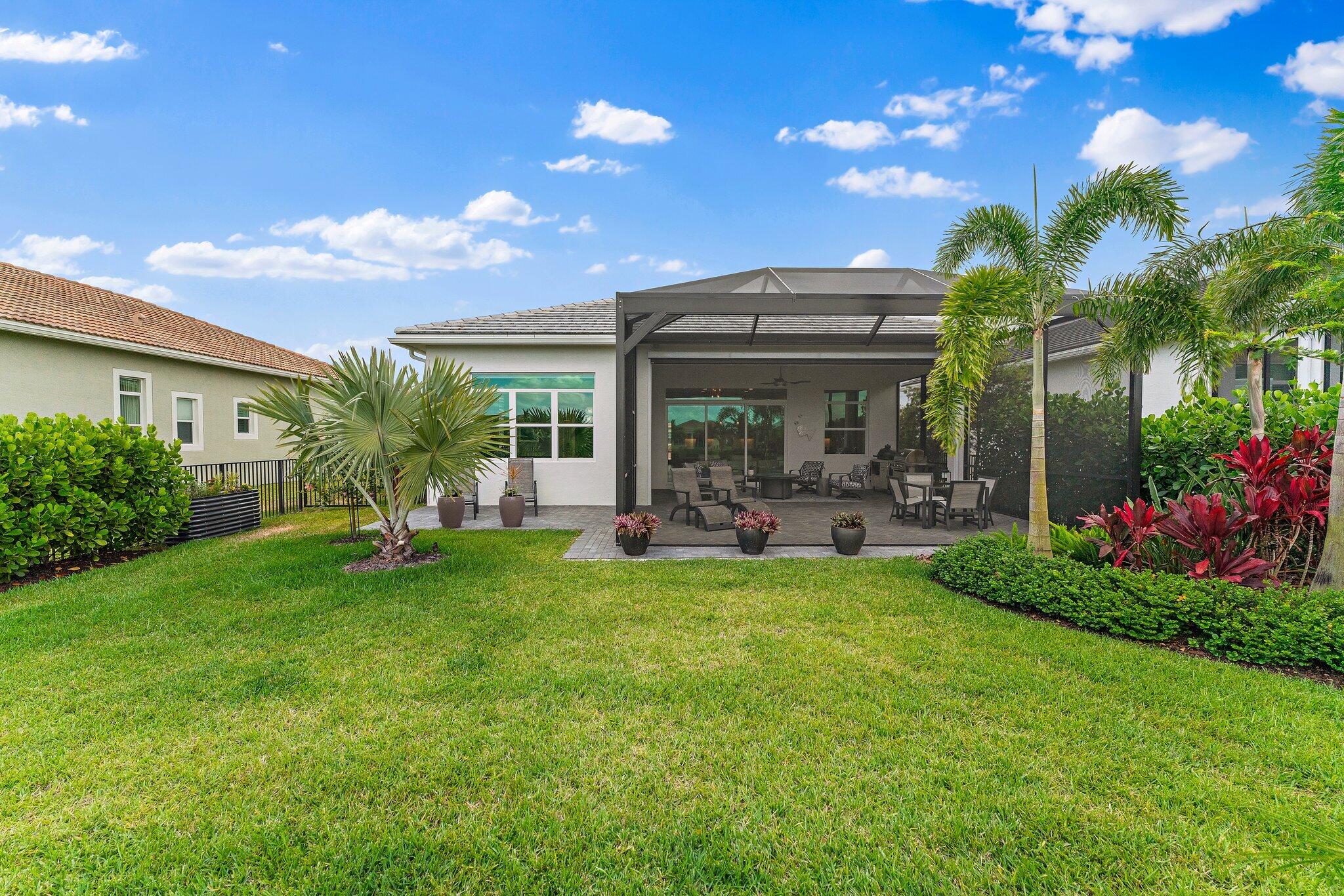 9306 SW Miracoli Way