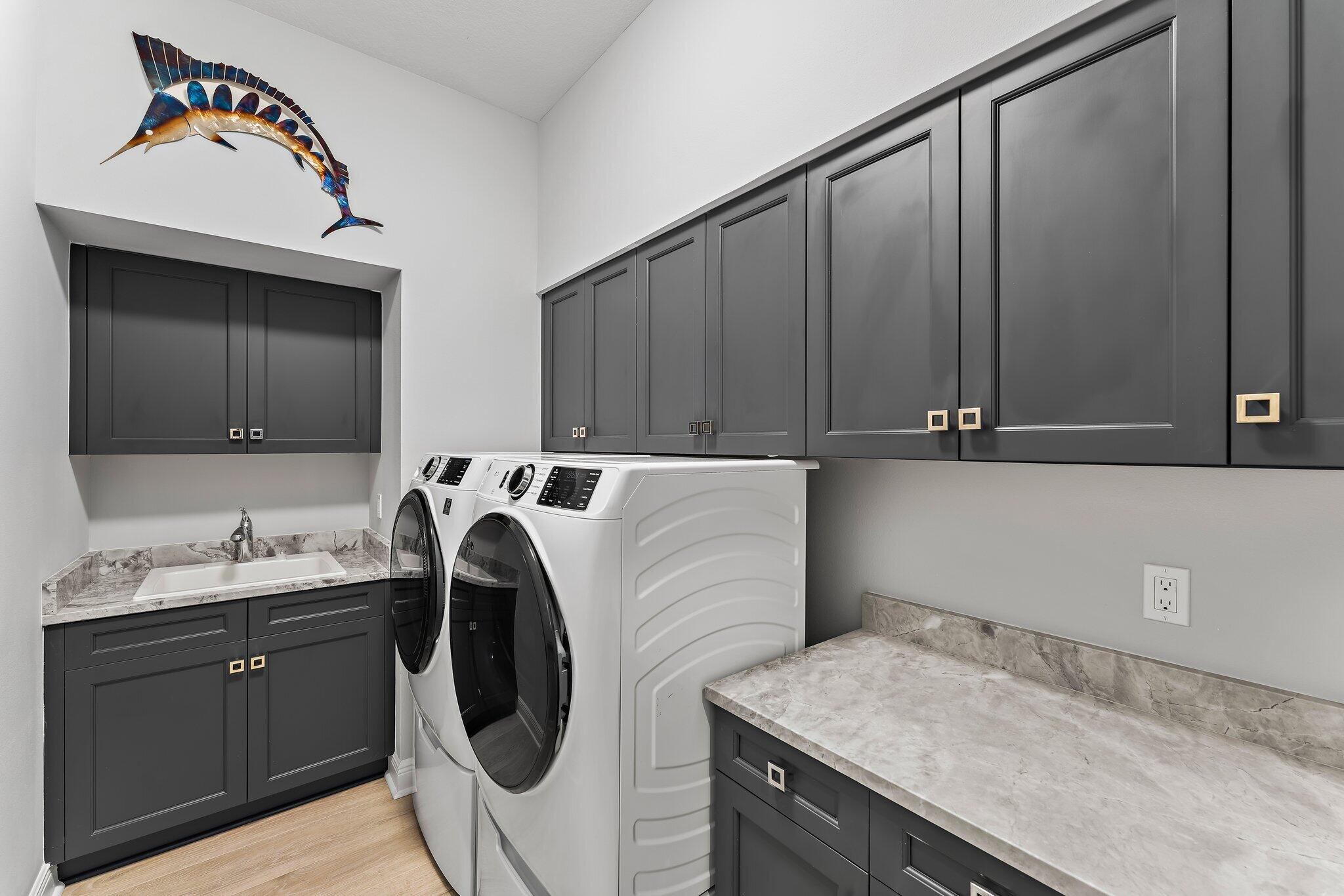 9306 SW Miracoli Way