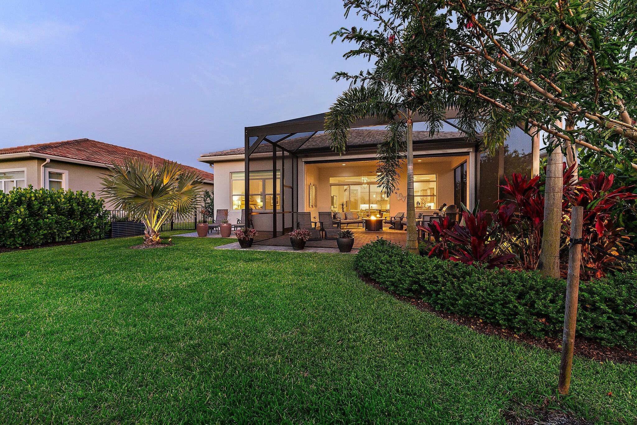 9306 SW Miracoli Way