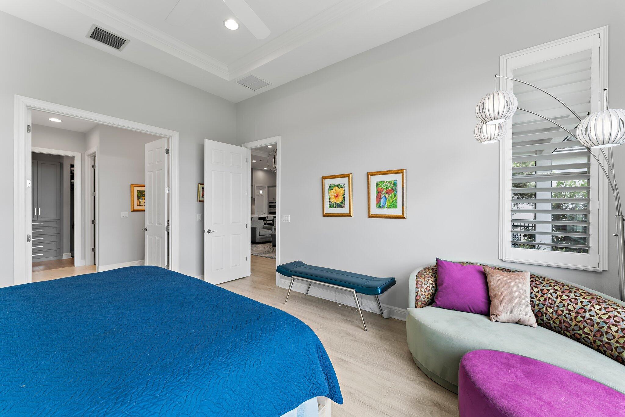 9306 SW Miracoli Way