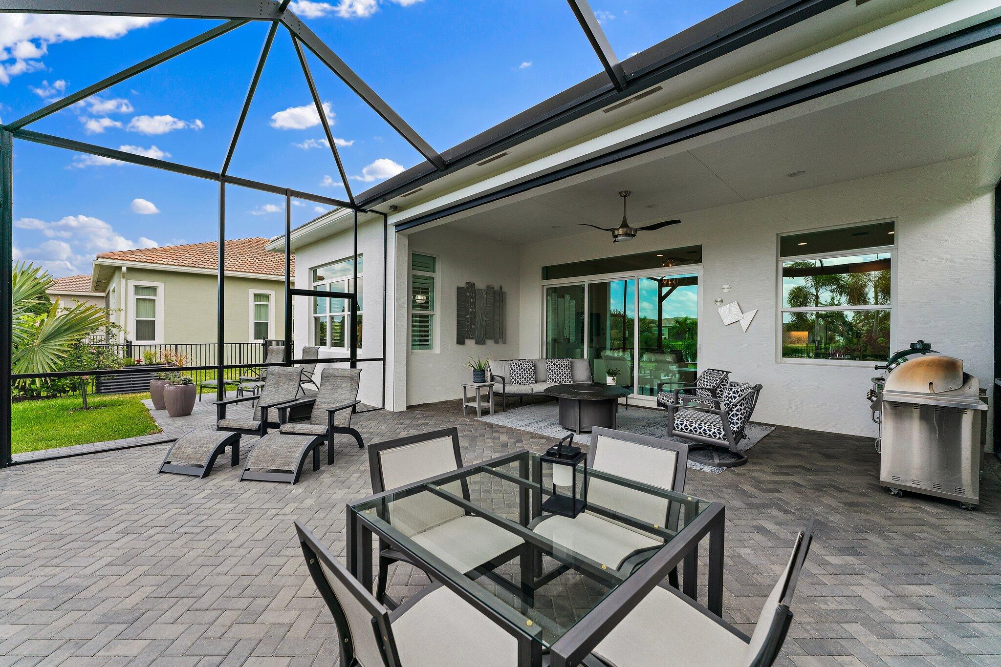 9306 SW Miracoli Way