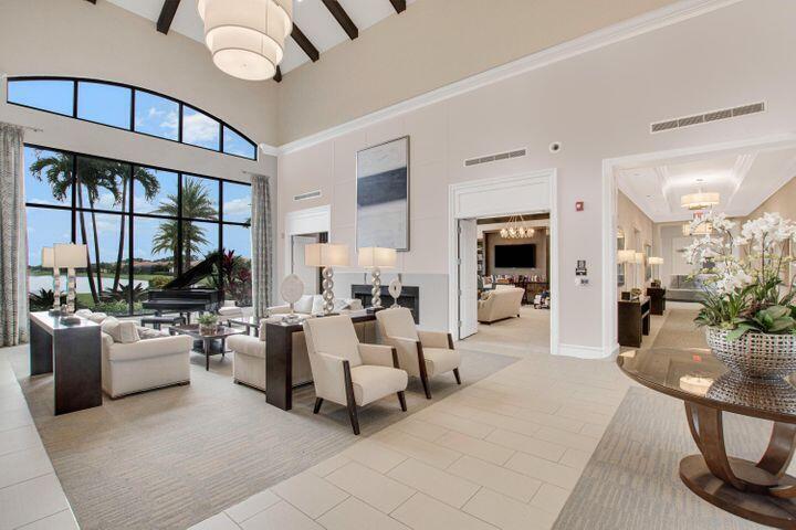 9306 SW Miracoli Way