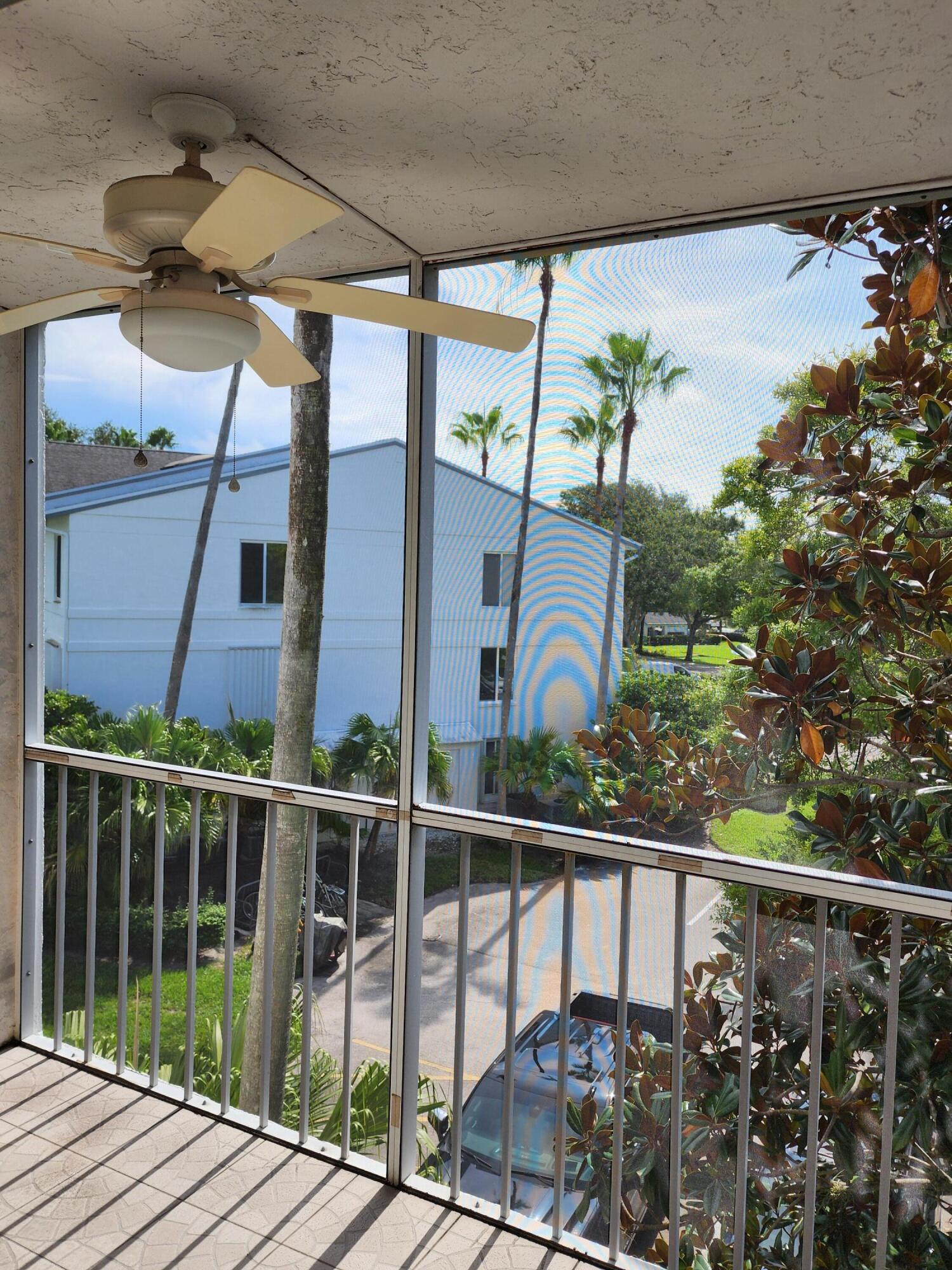 2512 SE Anchorage Cove D3