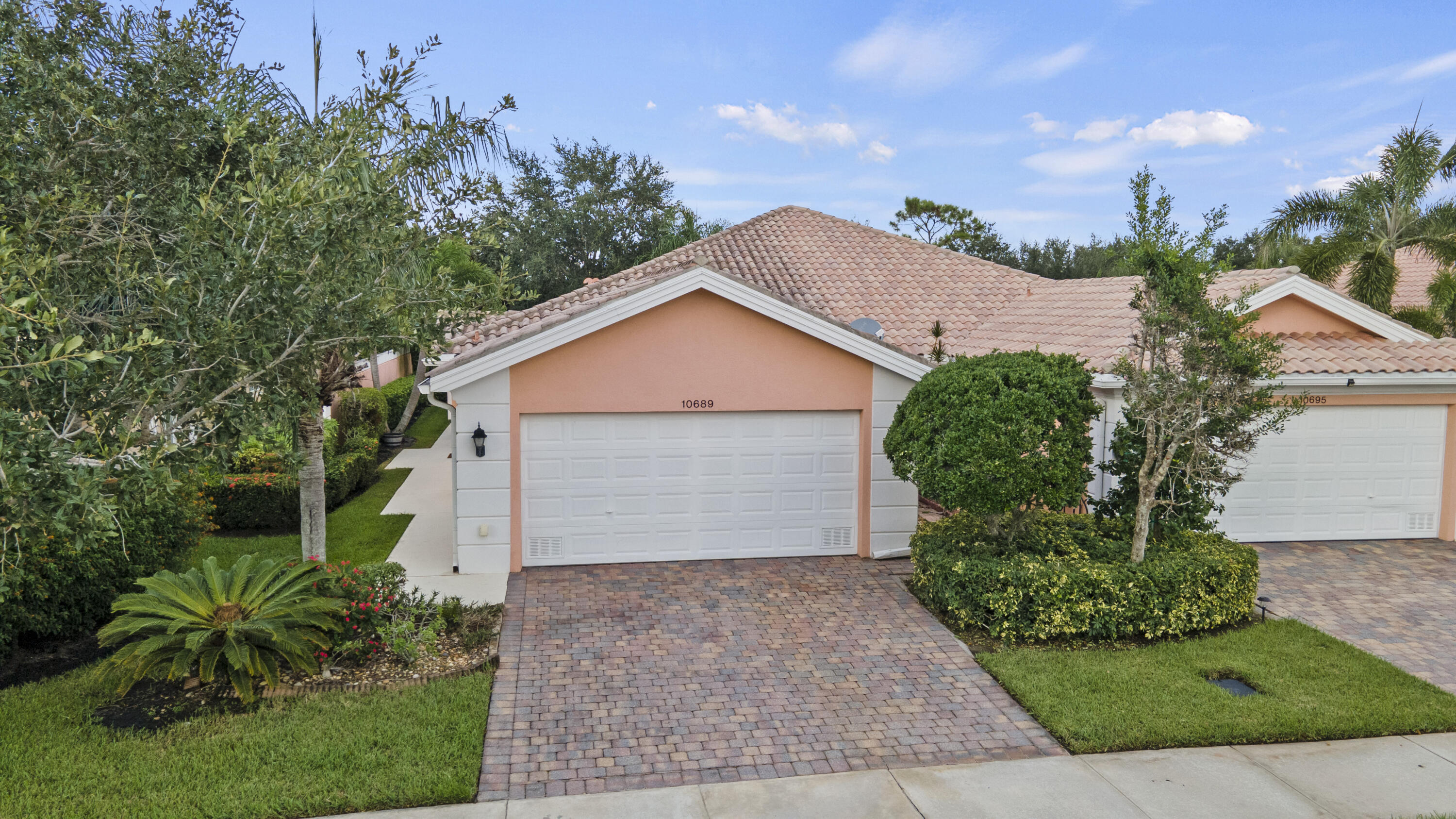10689 SW Hartwick Drive