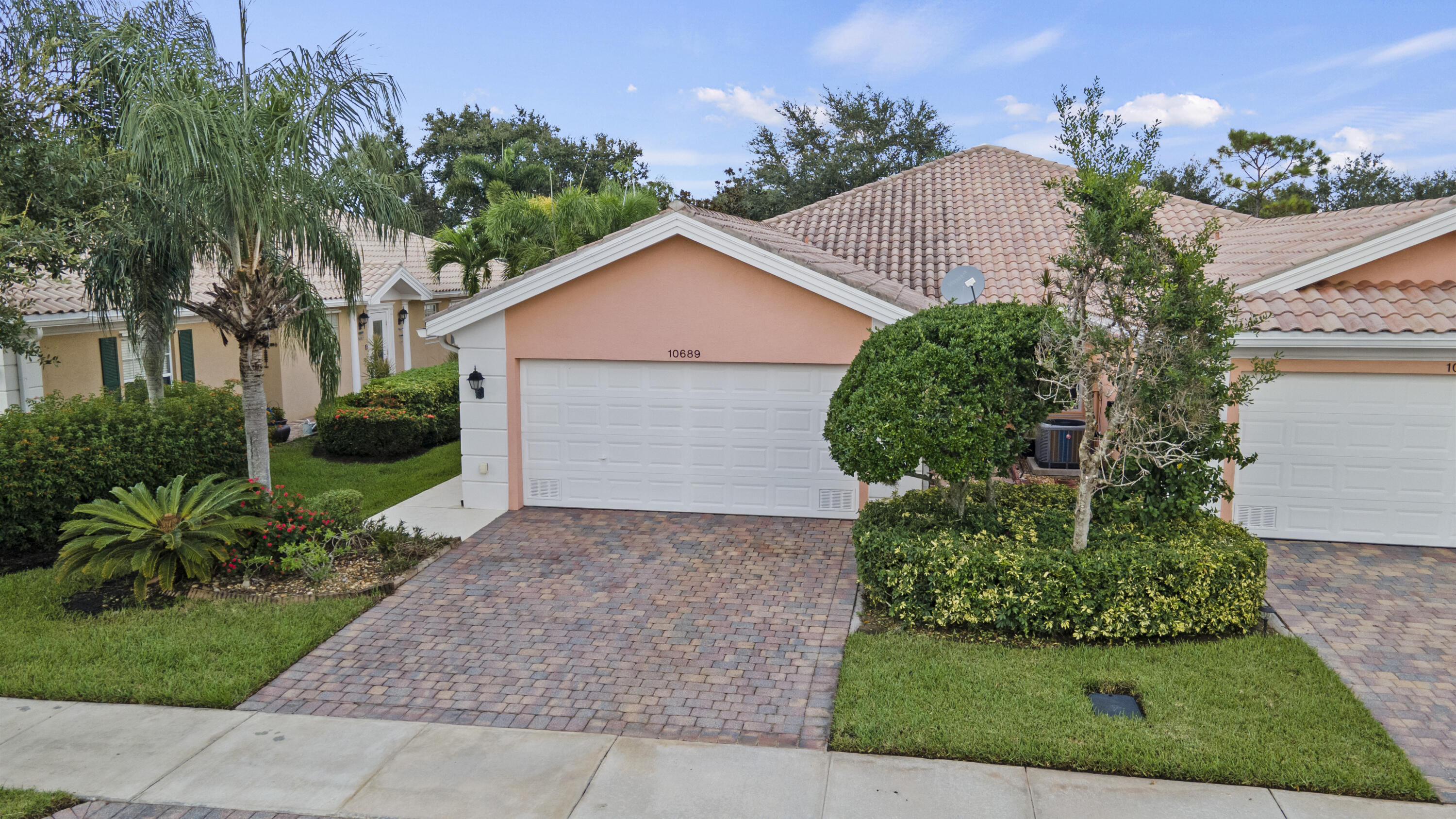 10689 SW Hartwick Drive