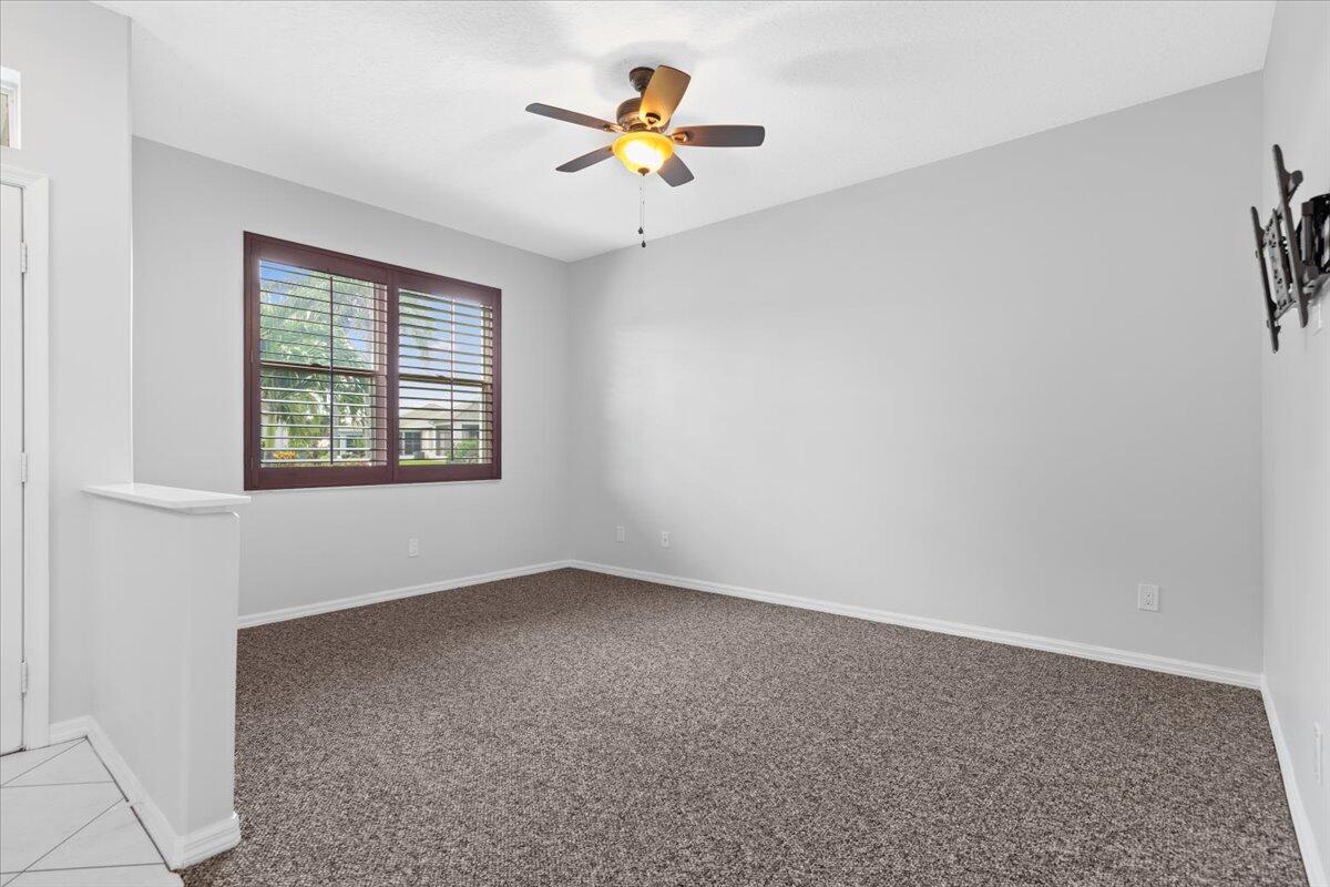 551 NW Portofino Lane