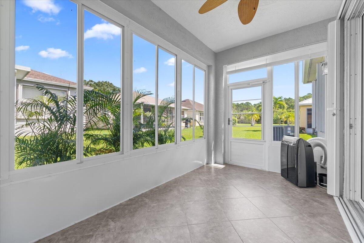 551 NW Portofino Lane