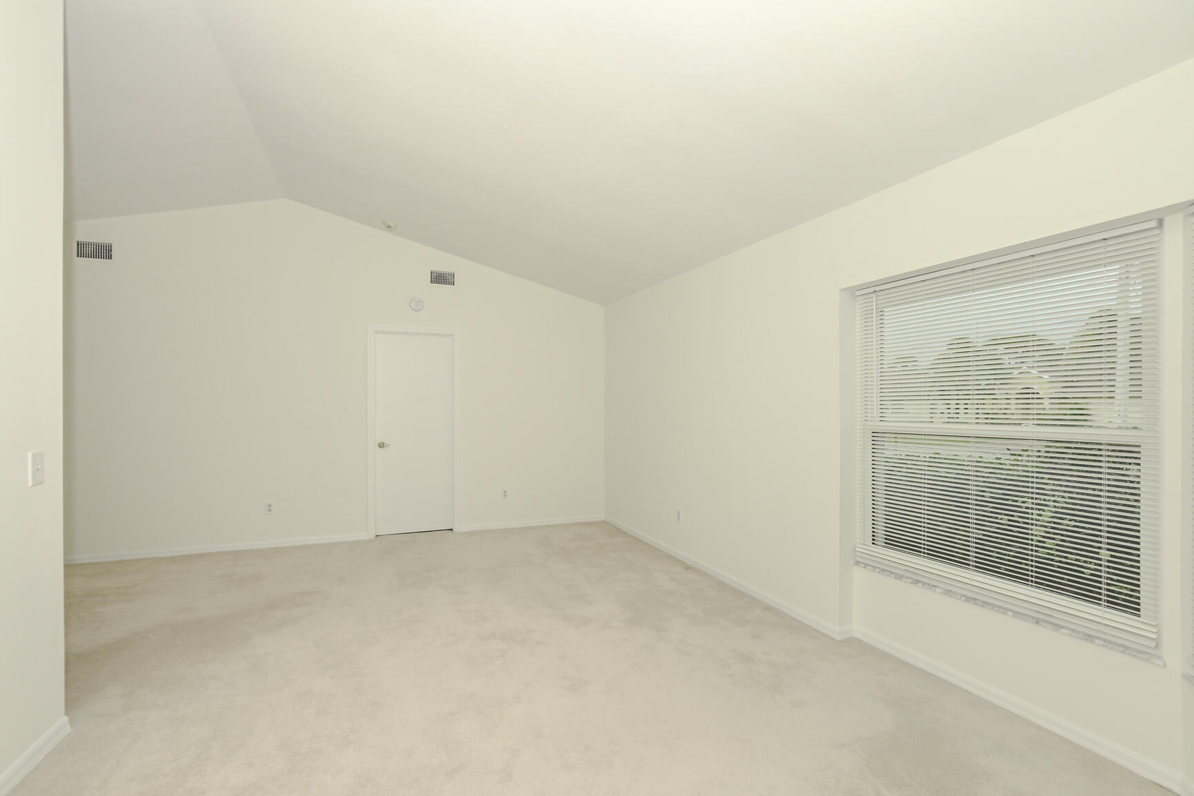 156 SW Glenwood Drive