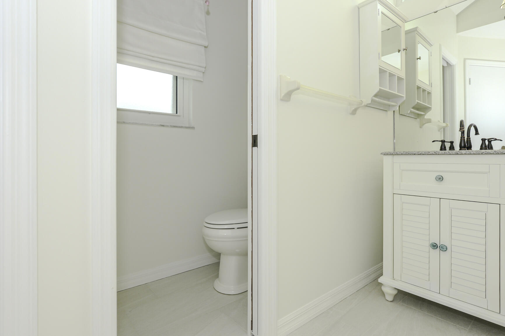 156 SW Glenwood Drive