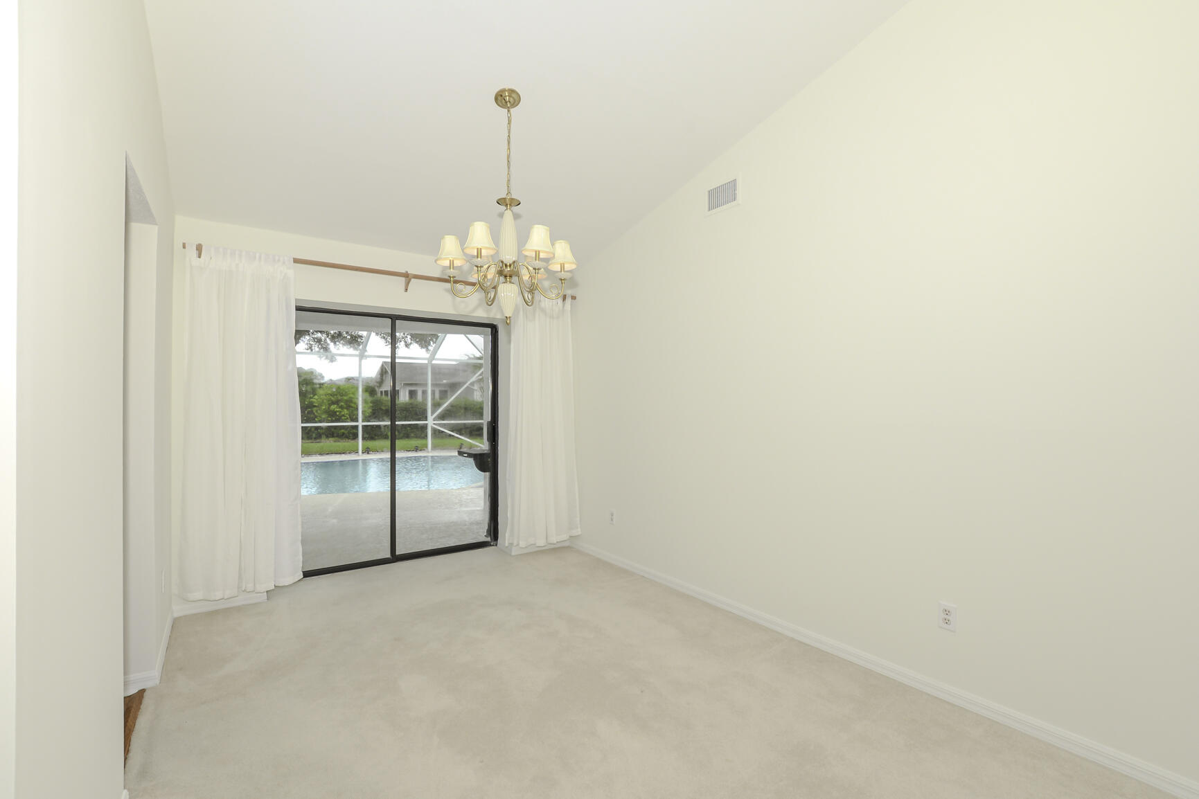 156 SW Glenwood Drive