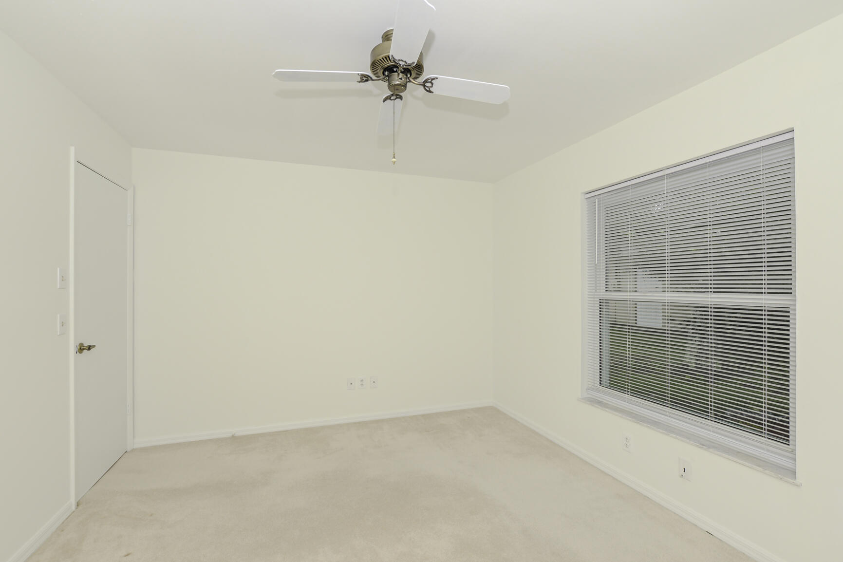 156 SW Glenwood Drive