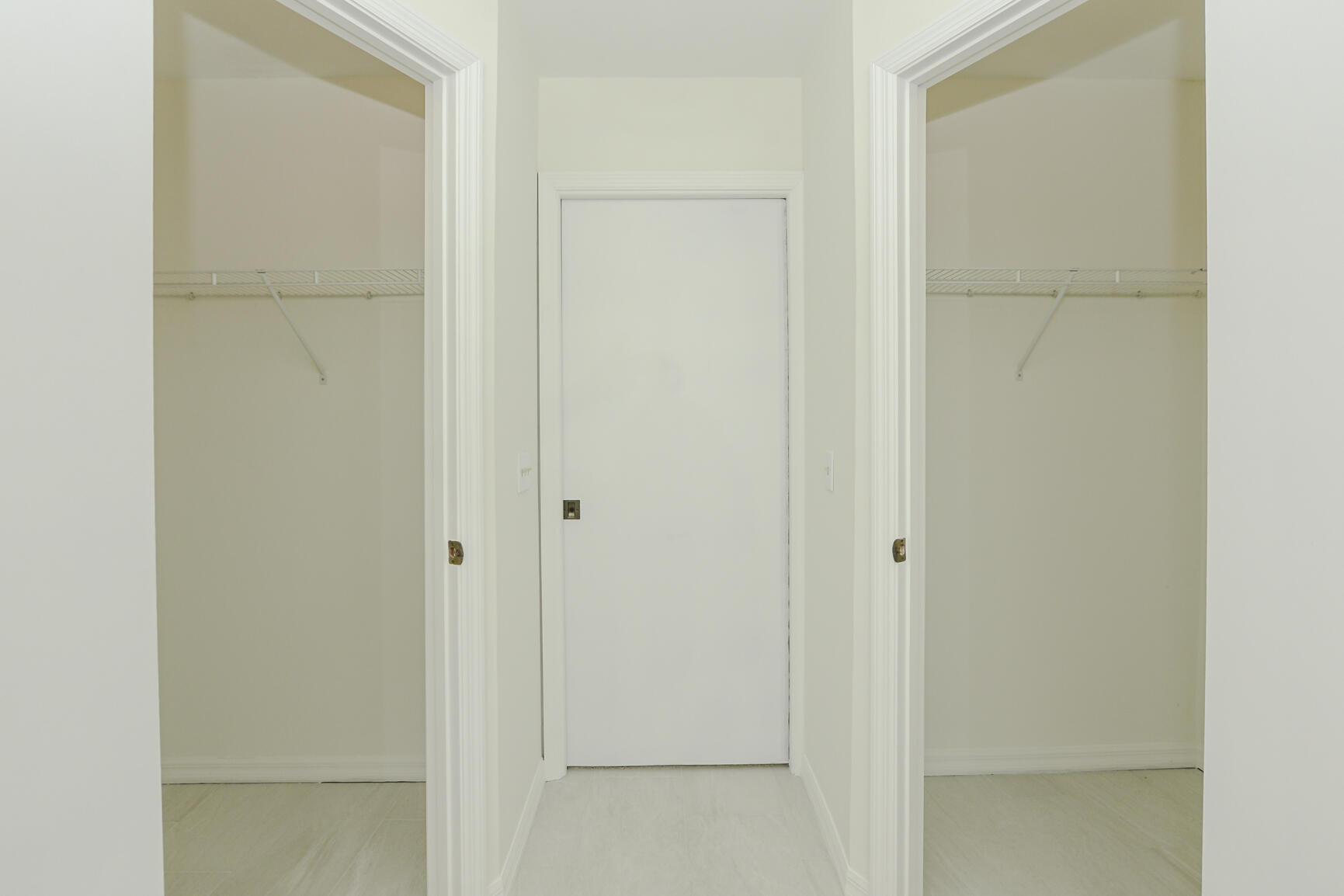 156 SW Glenwood Drive