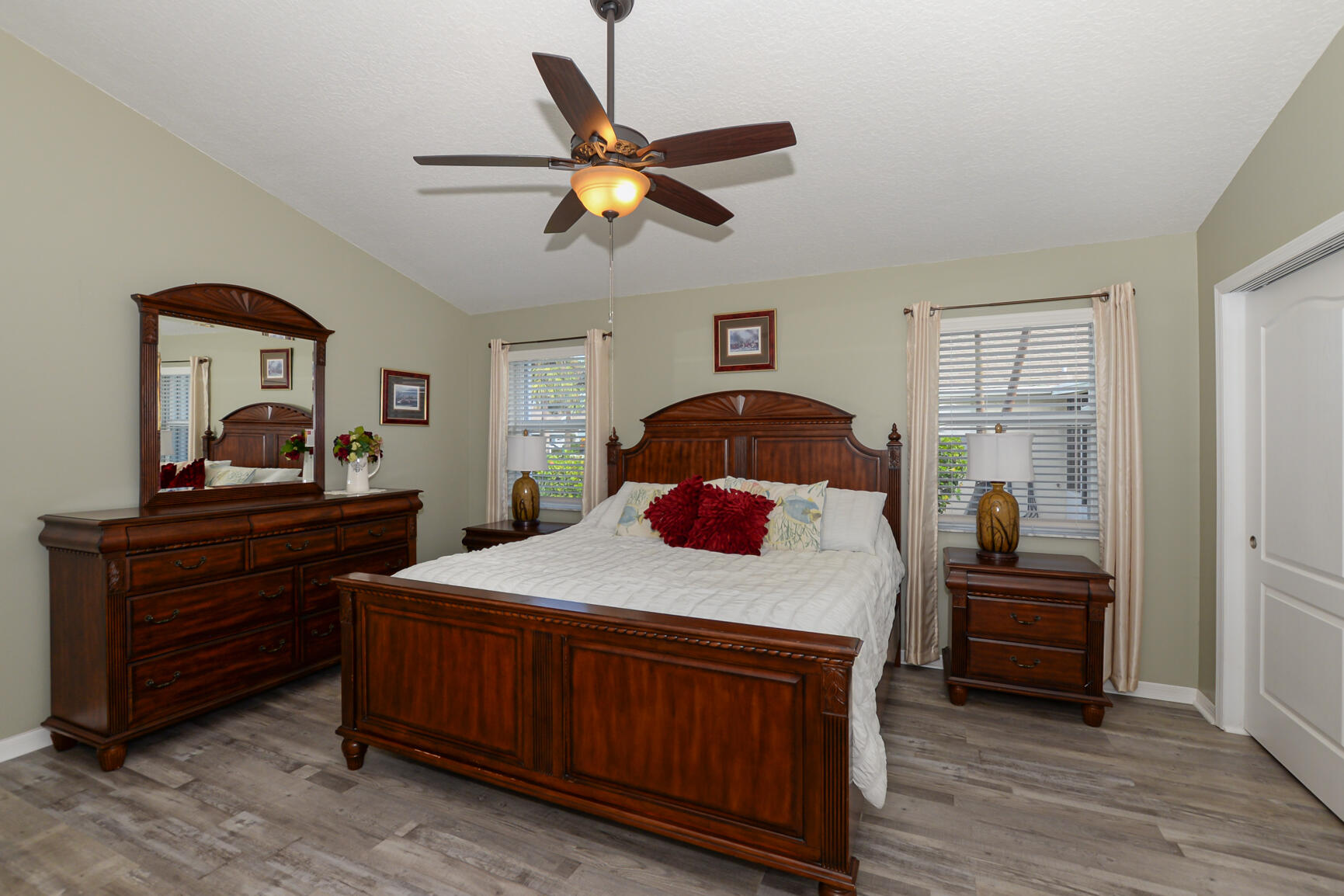 343 NW Tuscany Way